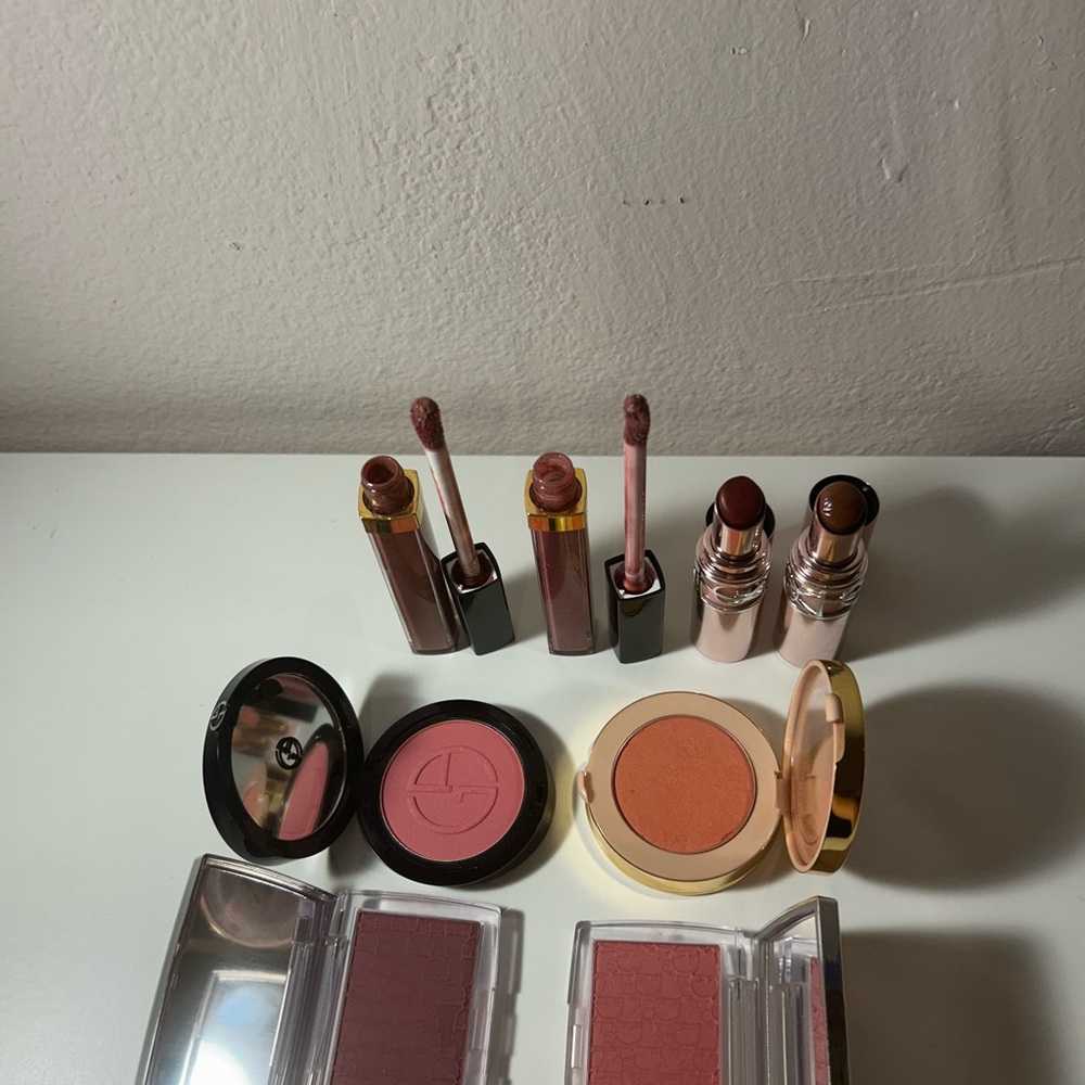 ❌❌❌SOLD❌❌❌Designer makeup set *** PLZ READ DESCRIPTION BELOW**